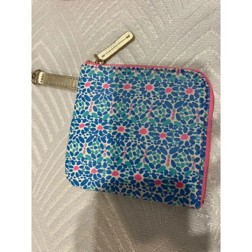 Lilly Pulitzer 3-Piece Set Laptop Sleeve Wallet & Charger Keychain Bundle Sale!!